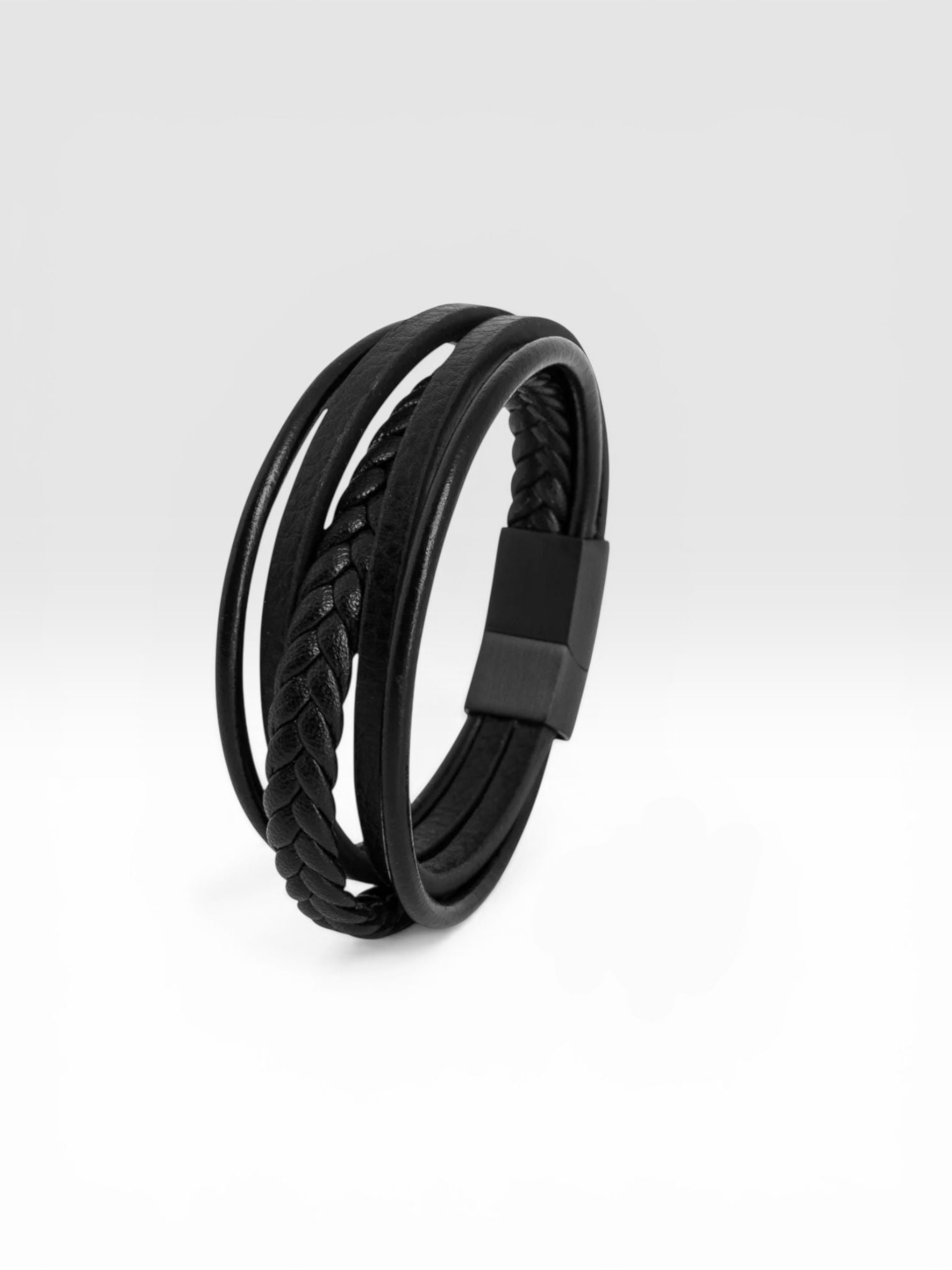 Pulseira em Couro Sintético com Fecho Magnético