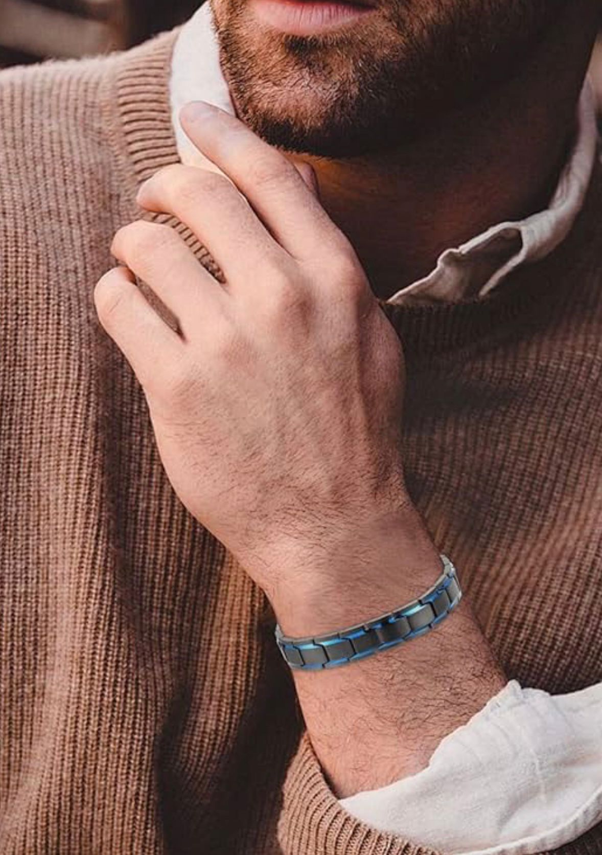 Pulseira Magnética em Tungstênio Preto com Detalhes Azuis