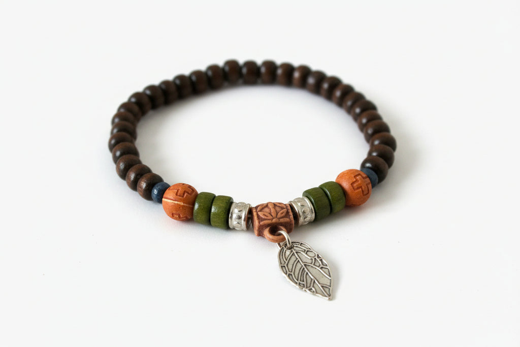 Pulseira de Contas de Madeira Estilo Boêmio Artesanal