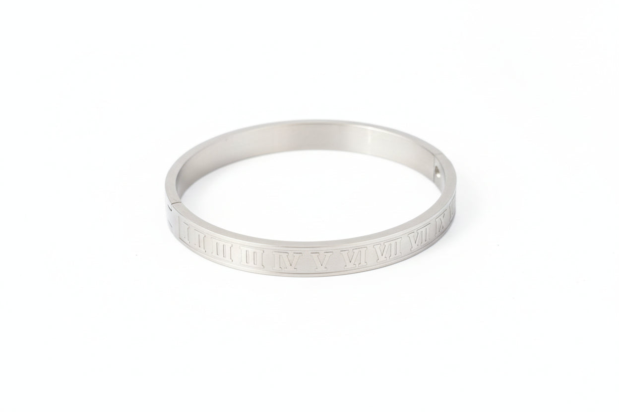 Bracelete em Aço Inoxidável com Algarismos Romanos