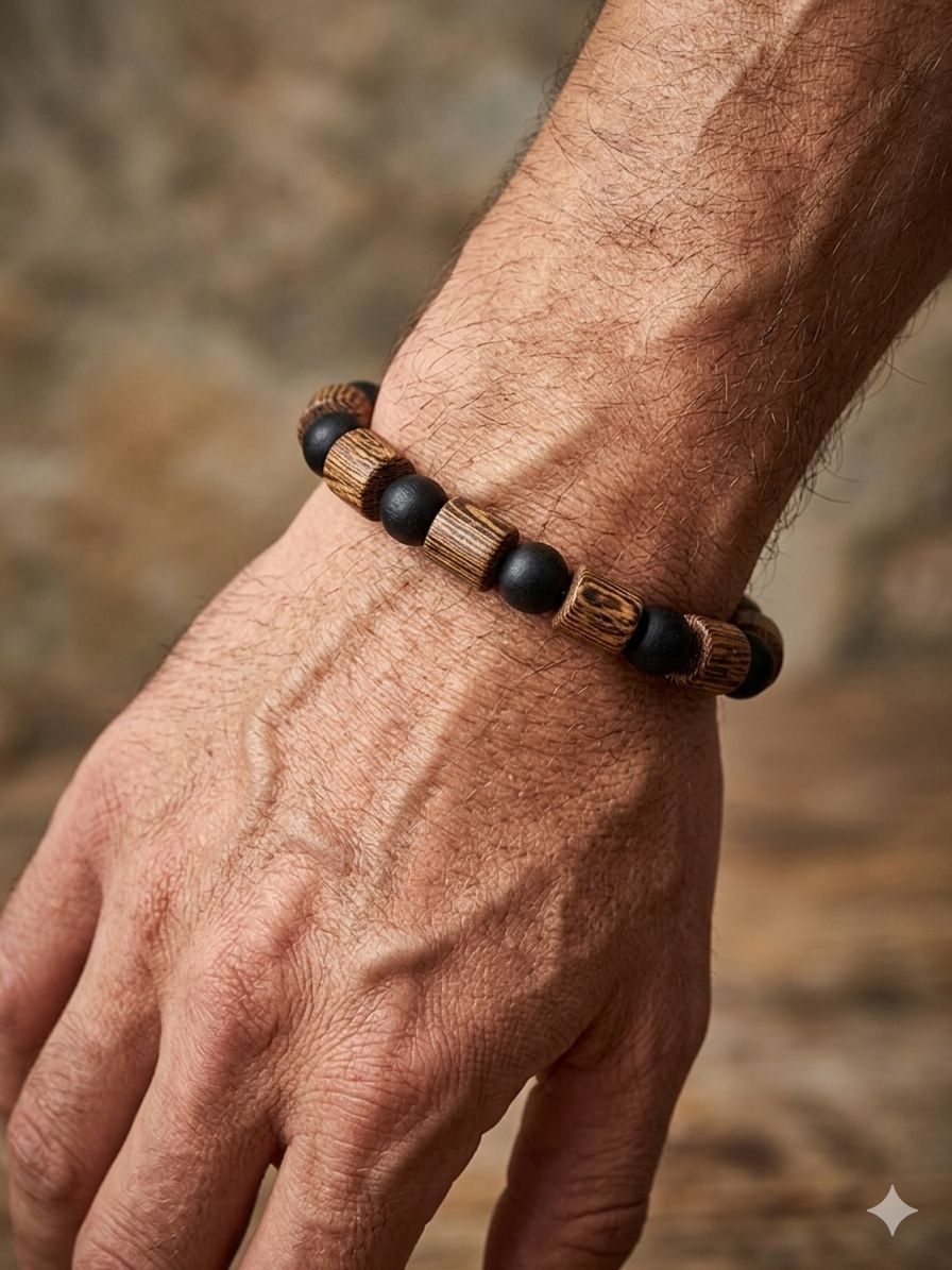 Pulseira Artesanal de Contas em Madeira Natural Marrom com Elástico